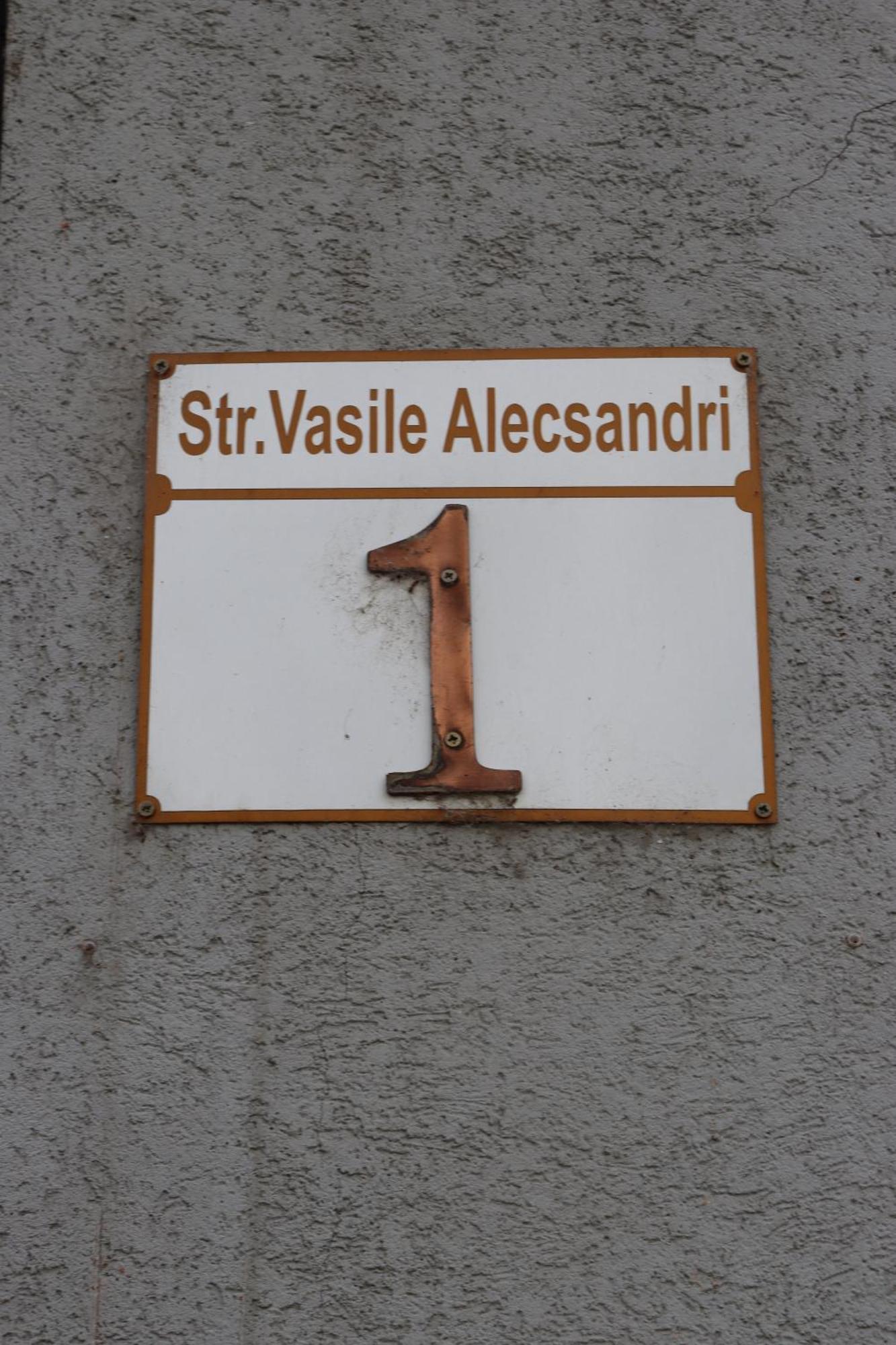 Apartament Ultracentral Alecsandri 1 Oradea Bagian luar foto